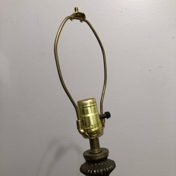 RARE Vintage 1972 EF & EF Industries Yellow Cottagecore Hand Painted Floral Lamp - Picture 7 of 16